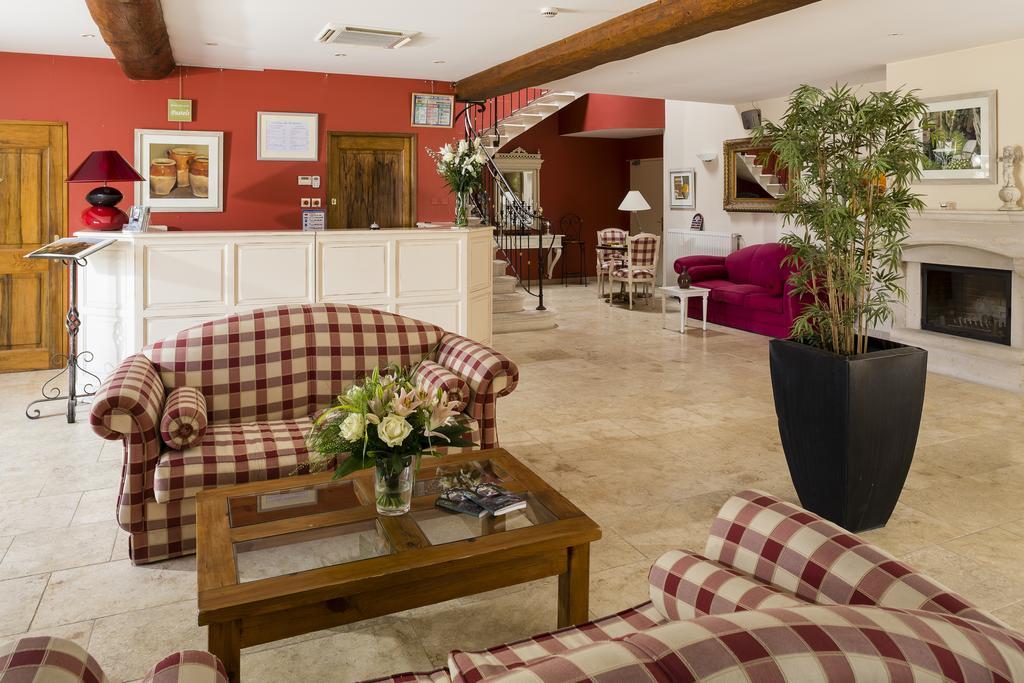 Hotel Restaurant Le Clos De Pradines Saint-Quentin-la-Poterie Eksteriør billede